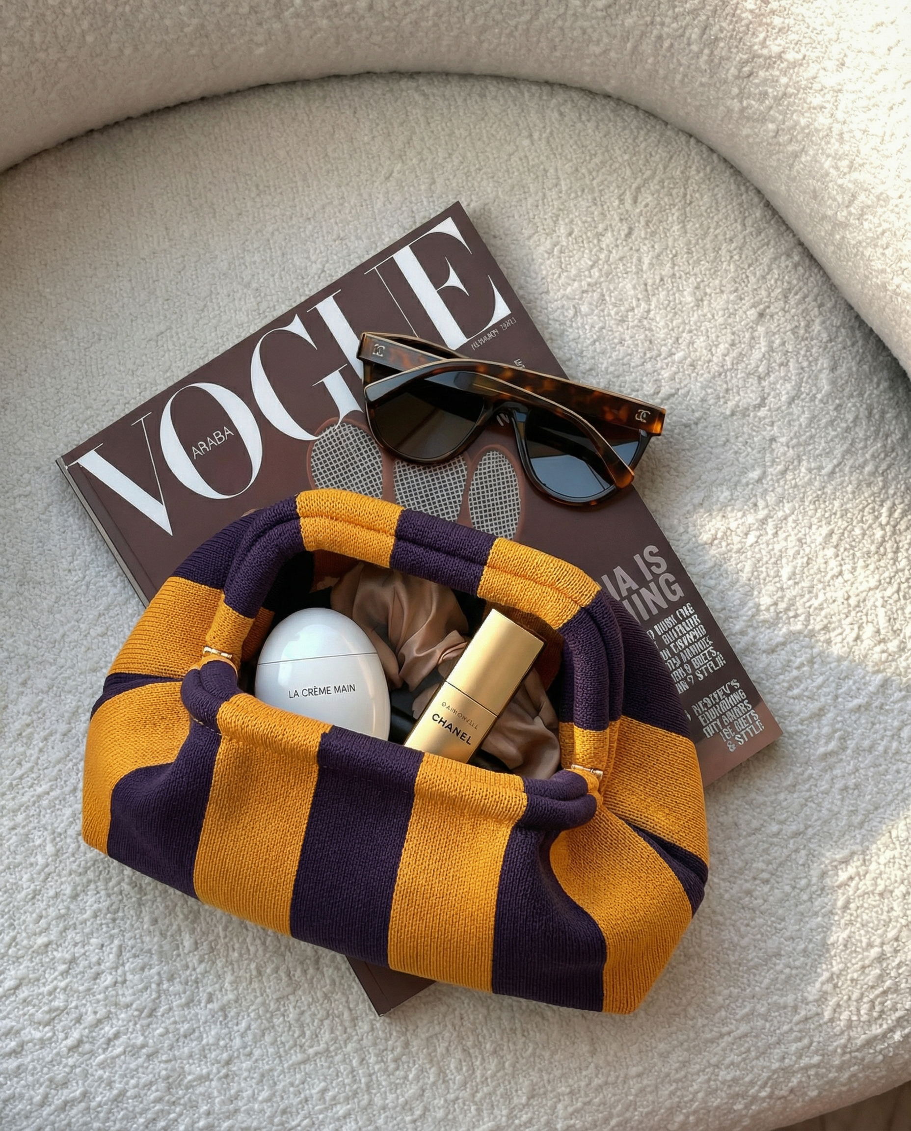 CITY GIRL POUCH