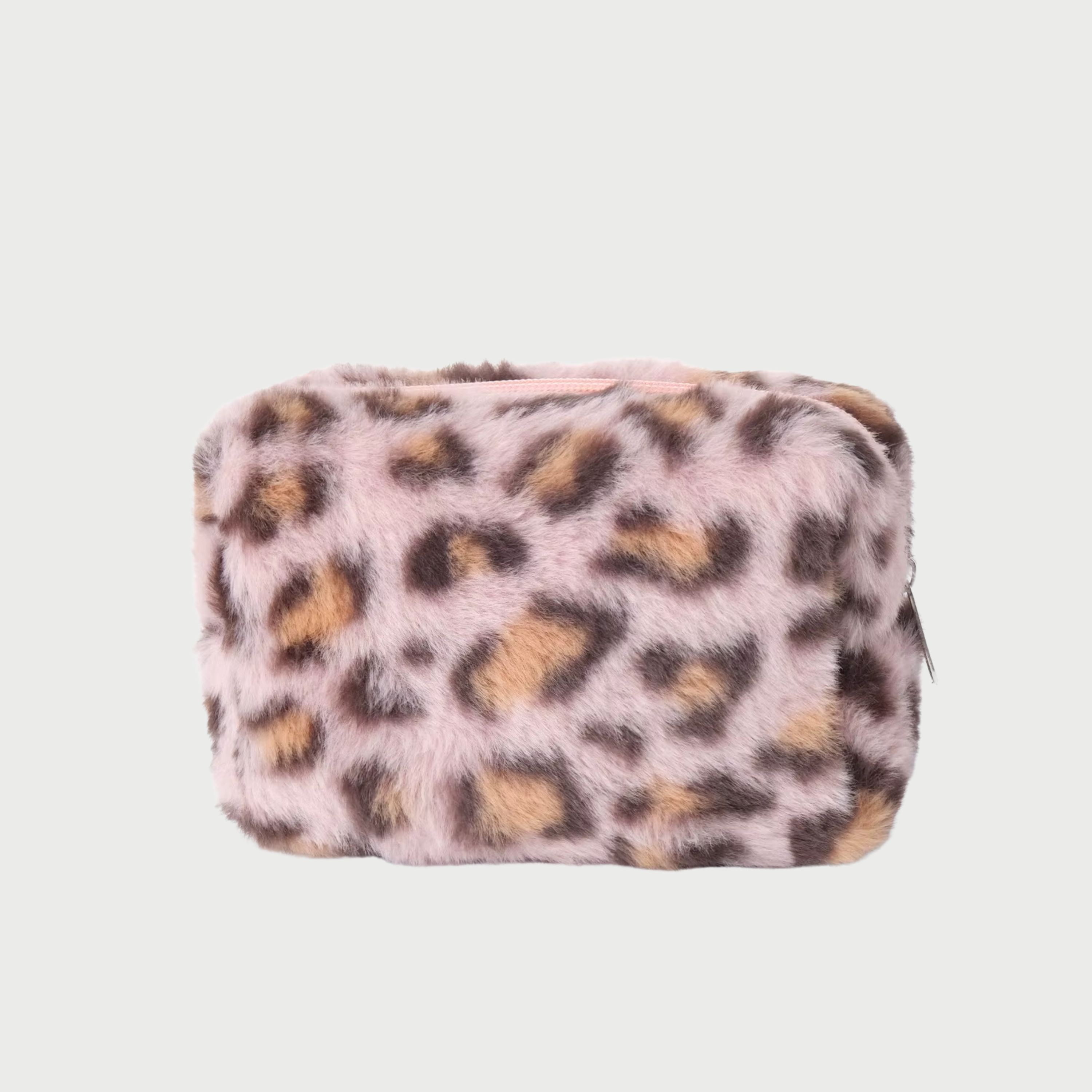 FLUFFY POUCH
