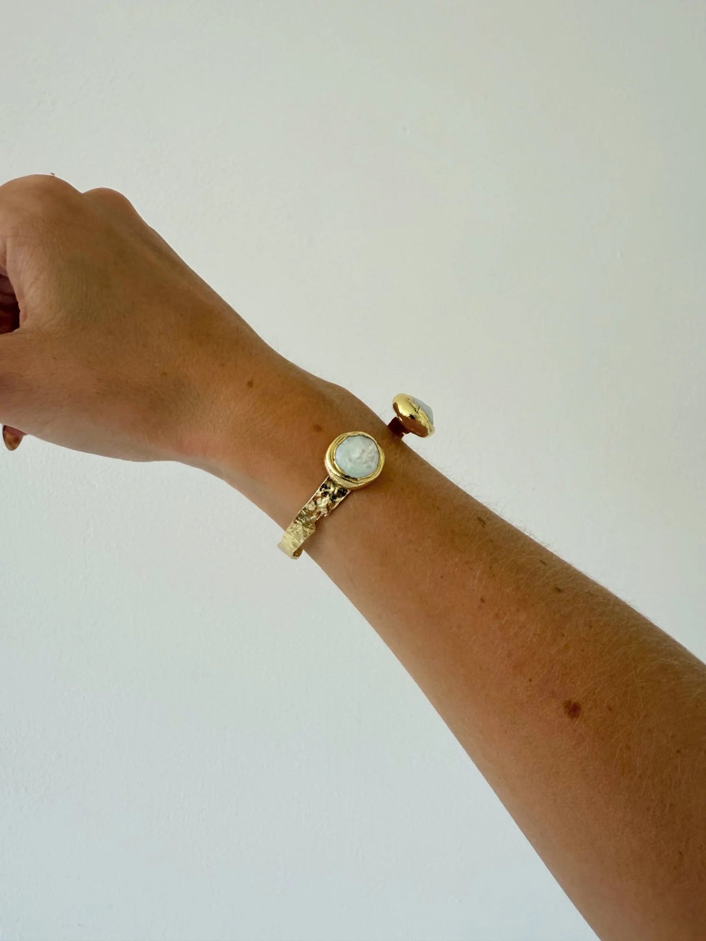PEARL CUFF
