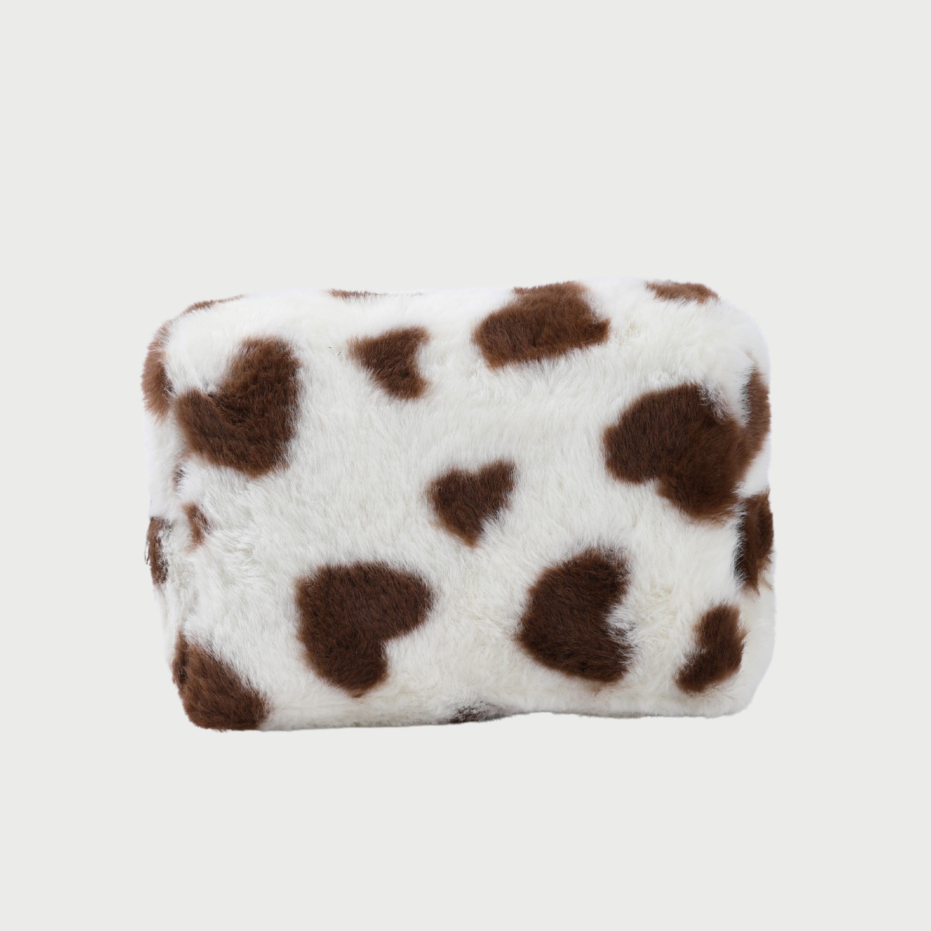 FLUFFY HEART POUCH