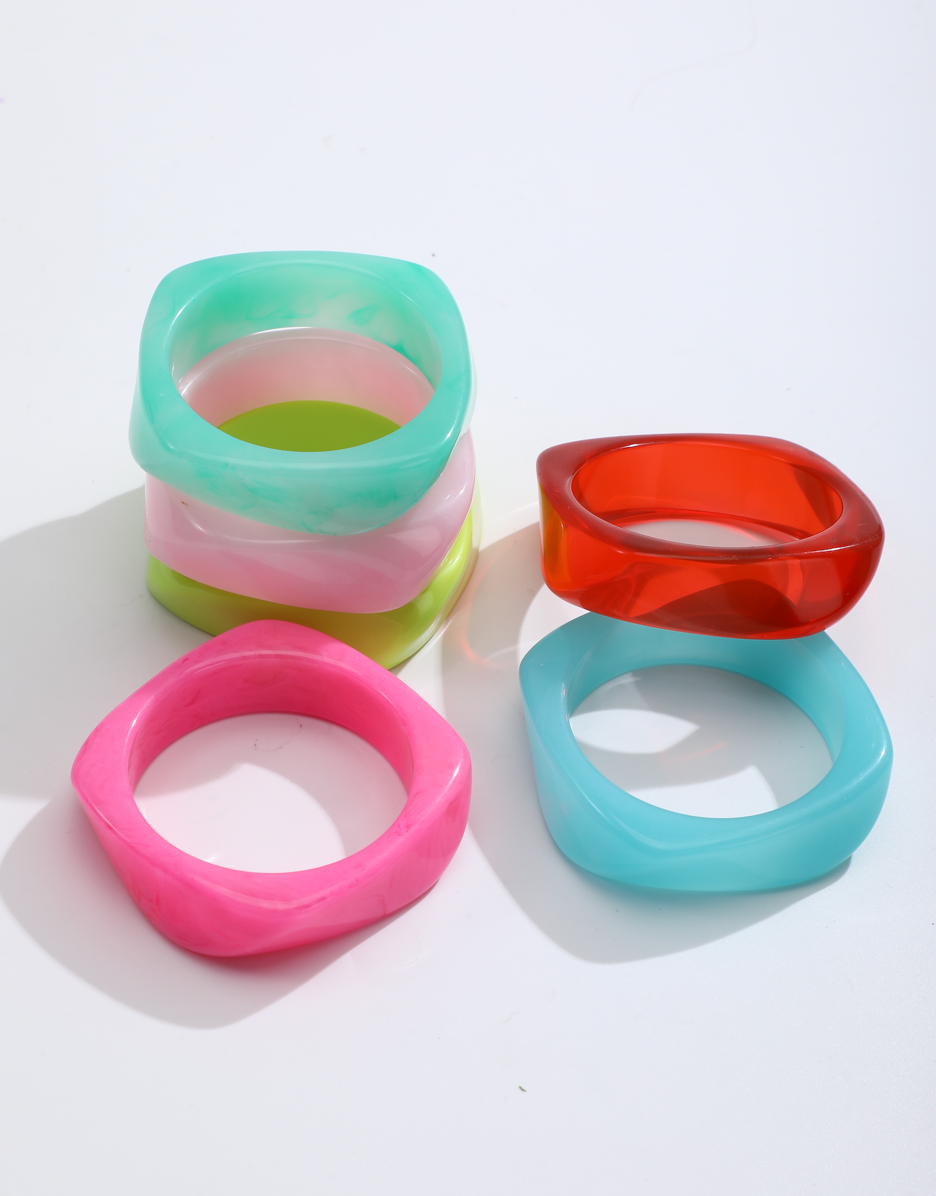BANGLE BRACELET