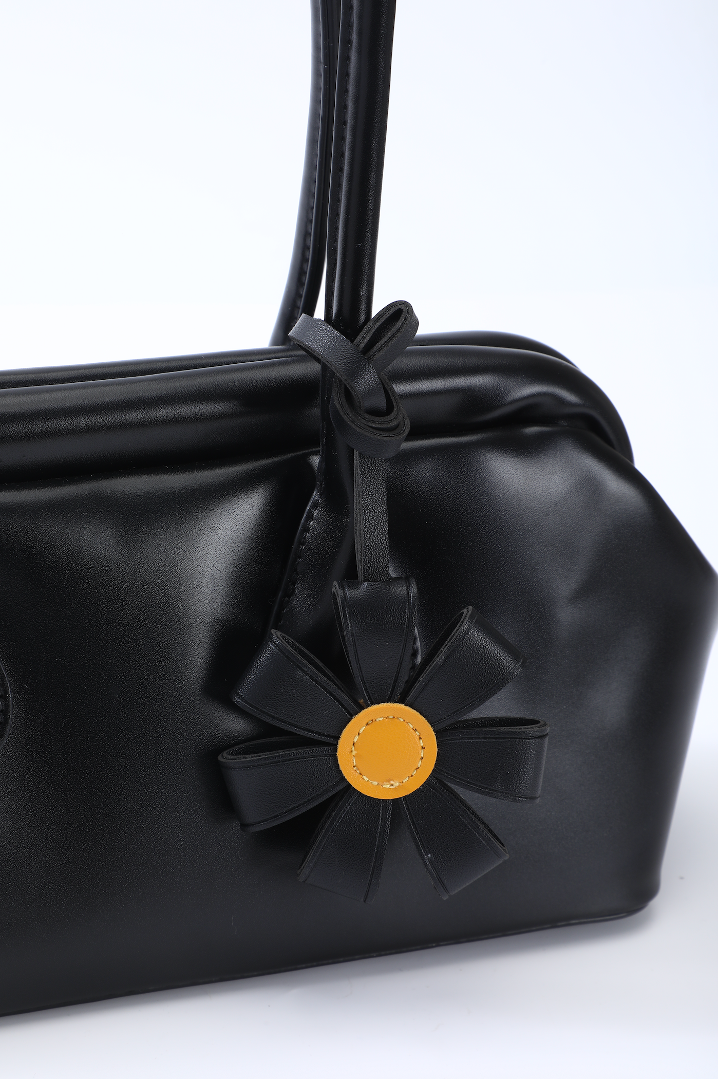 FLOWER CHARM